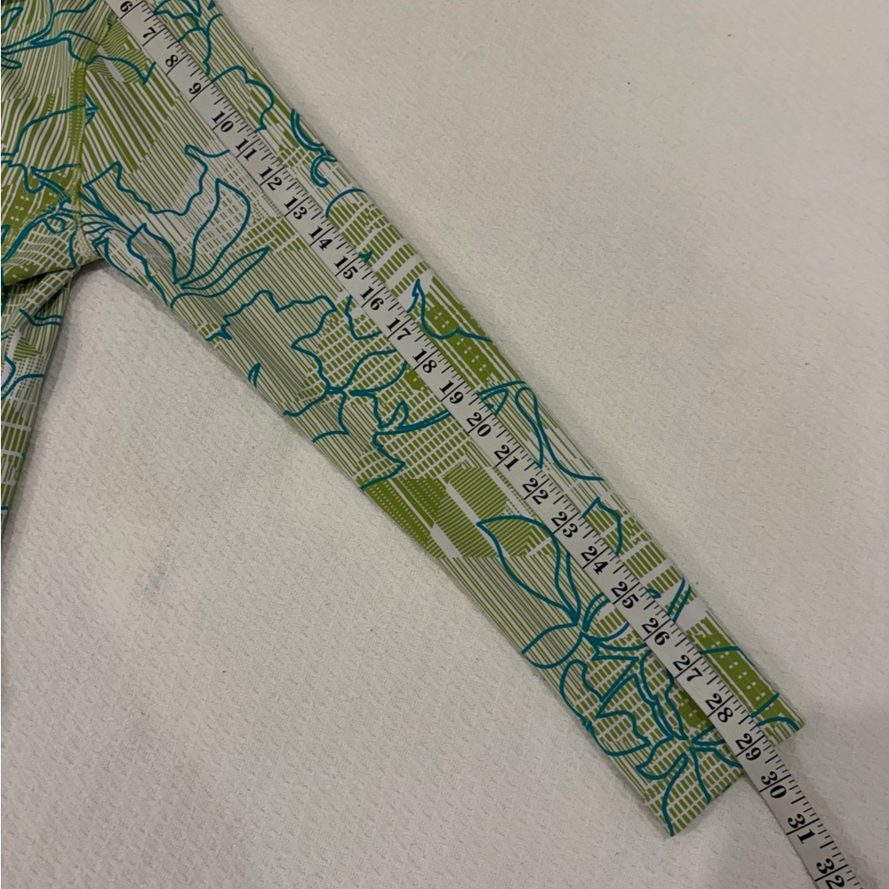Lucy Hawaiian Print Sun Protection Zip-Up Athletic Jacket Size Small Running - Picture 16 of 16